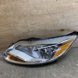 2012-2014 Ford Focus Left Headlight