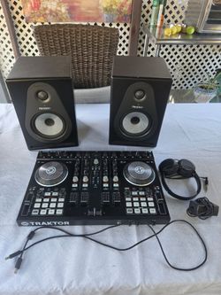 Traktor S4 Controller