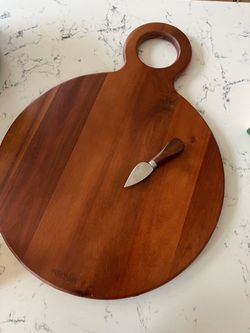 Large cheese tray with cheese knives