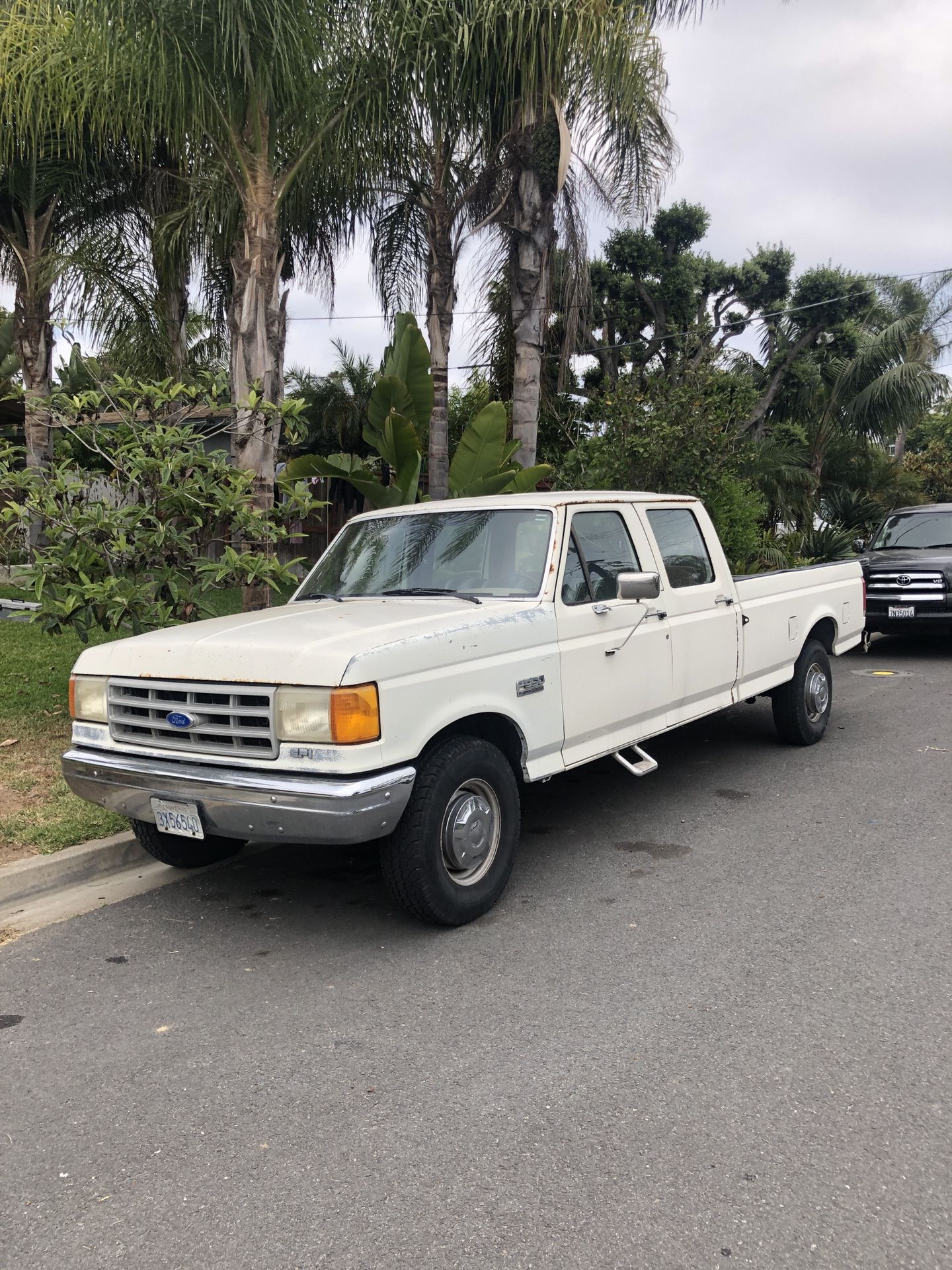 1990 Ford F-350