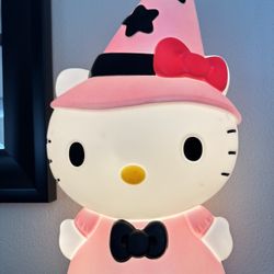 Hello Kitty Garden Lighted  Yard Decor 