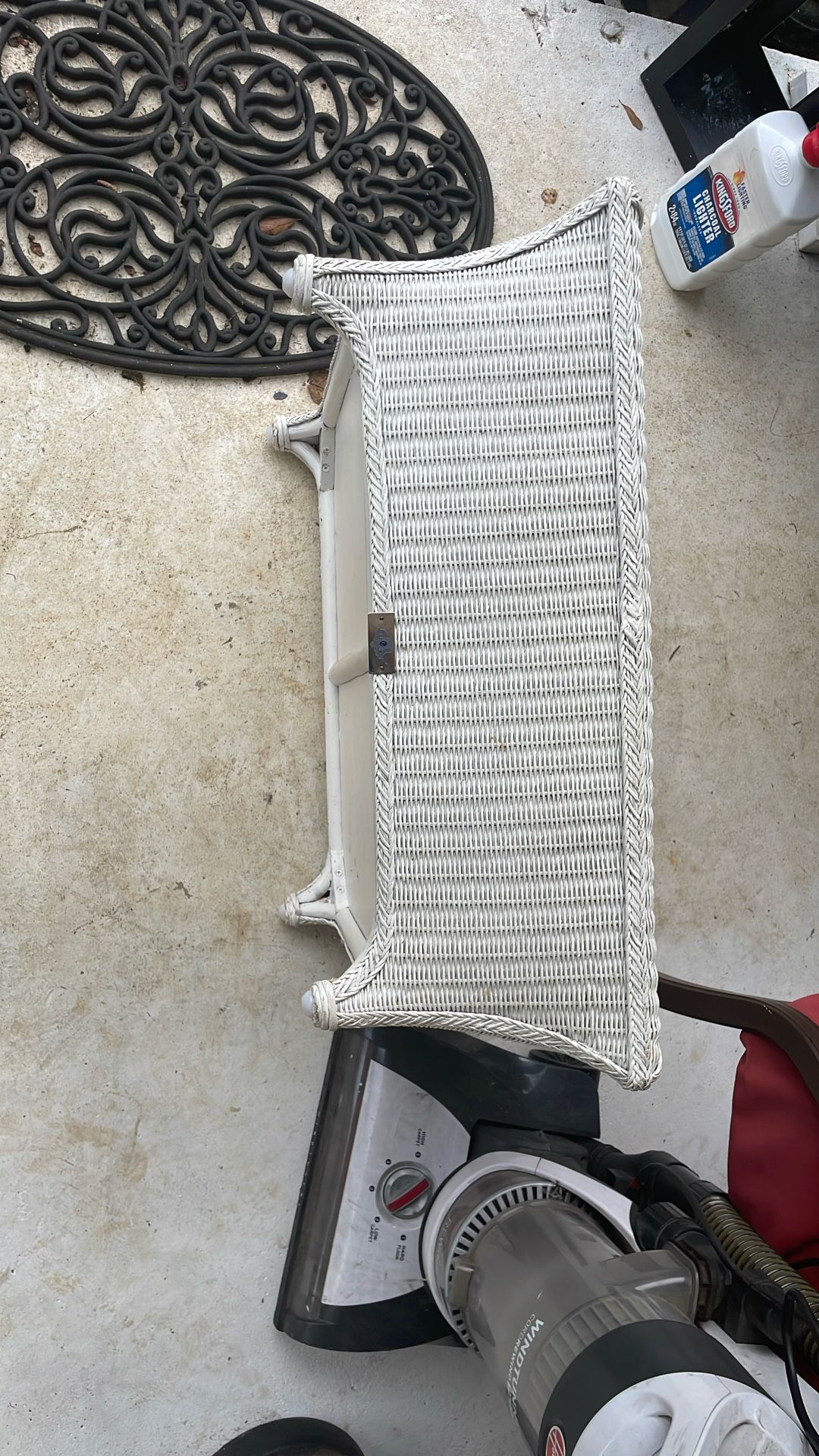 Lord Lou Pet Bed white wicker