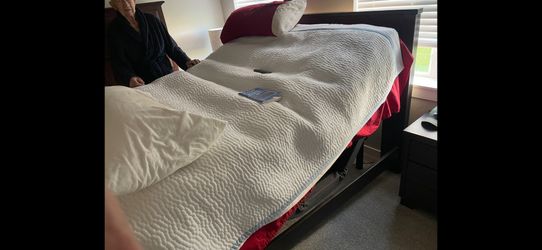 Adjustable Queen Sized Bed Frame W/ Remote: Frame Only, Mattress Is Sold.