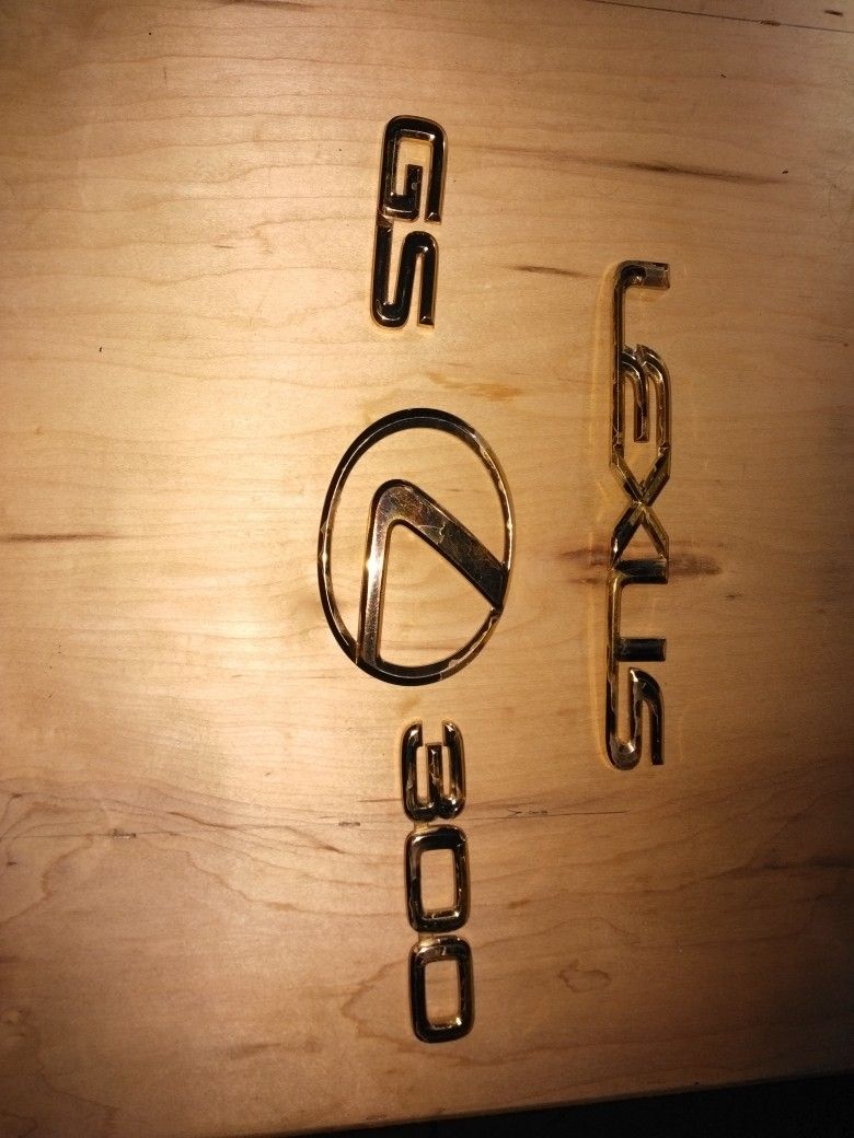 Lexus Gs 300 Gold Color Badges