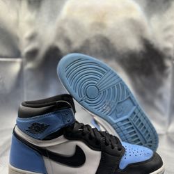 Air Jordan 1 High Unc 