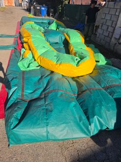 Inflatable water slide