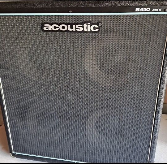 Electric Bass Guitar Amp Amplifier 600w 4x10 Like New