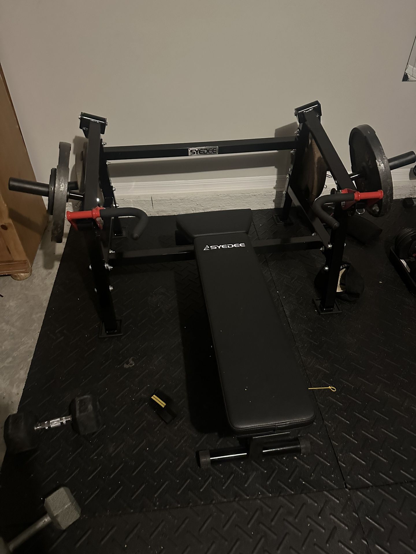 Chest Press Machine 