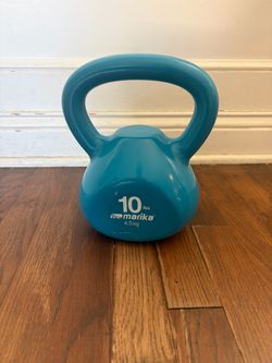 Marika 10 lb Kettlebell