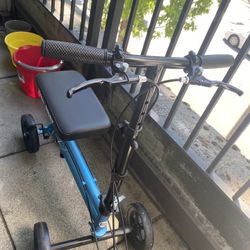 Knee Rover/ Knee Scooter - Like New 