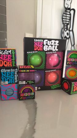 teenie NeeDoh Fuzzball, teenie ripples, nice ice baby, swirl, glow in the dark, the groovy glob!
