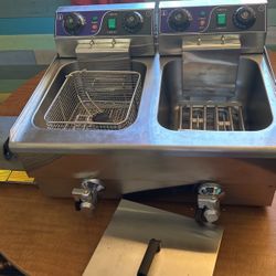 Double Basin Electric Fryer 24.7 Qt  With Timer 