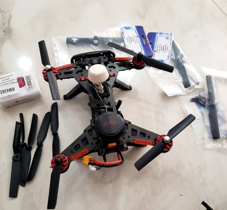Walkera Runner 250 PRO GPS Racer Quadcopter Drone