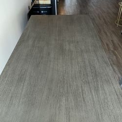 Modern Solid Wood Dining Table + 4 Chairs – Like New 