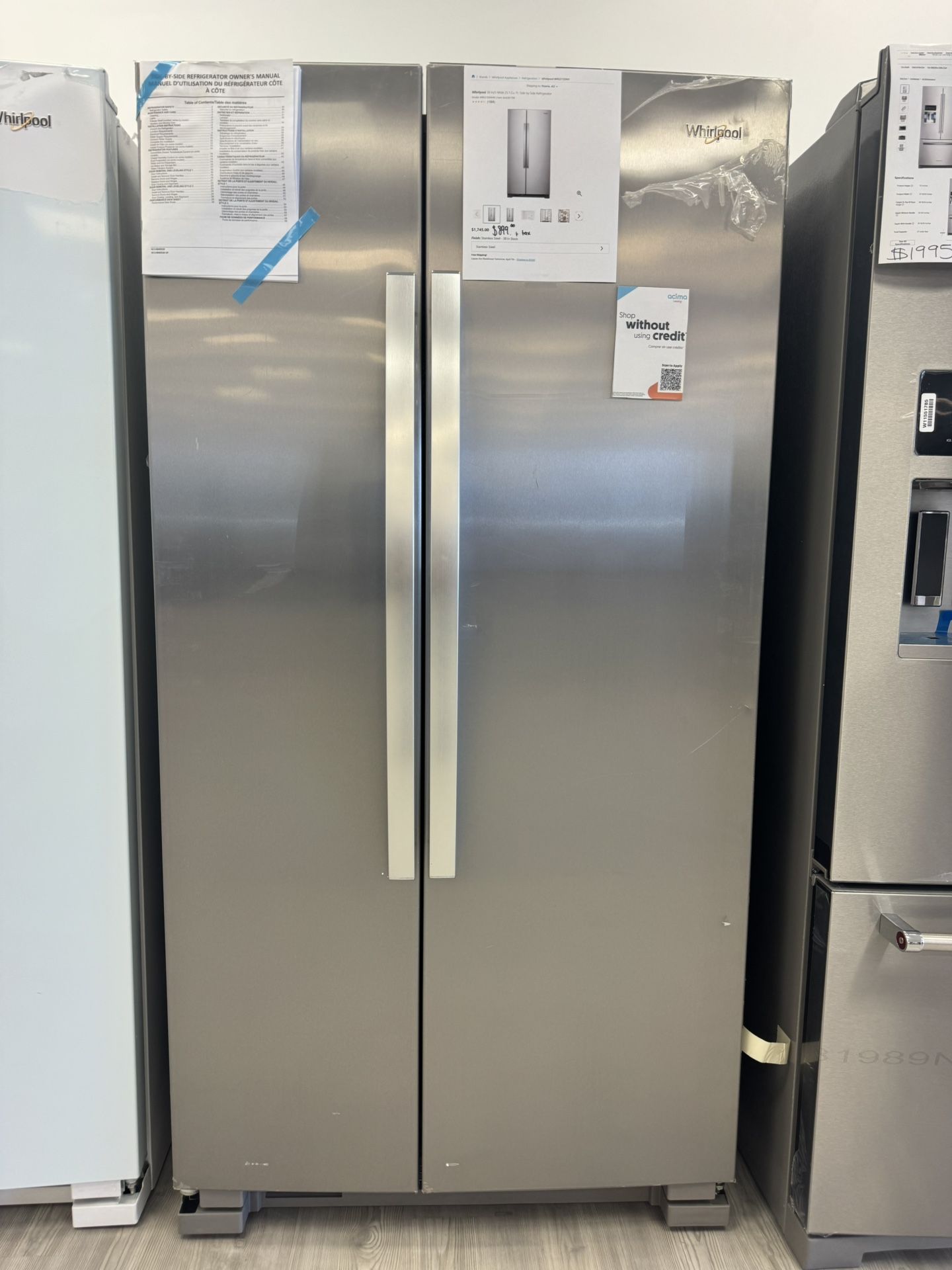 Whirlpool Side By Side Refrigerator In Stainless Steel