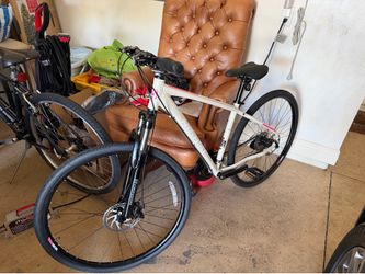 Beautiful  ladies road bike