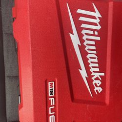 Milwaukee Drill Set