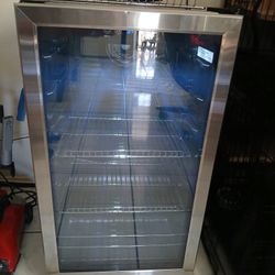 Insignia Wine/ Beverage Fridge