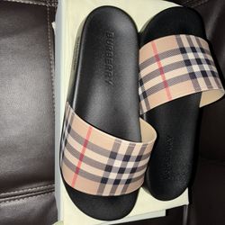 Burberry Slides 