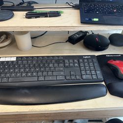 Logitech Wireless Keyboard & Mouse