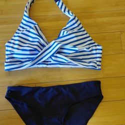 Brand new womens 2 peices swimming suit size M
