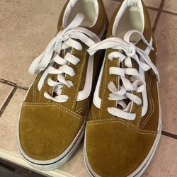 Vans (AVAILABLE)