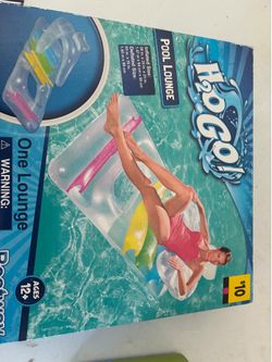 Swimming pool floats