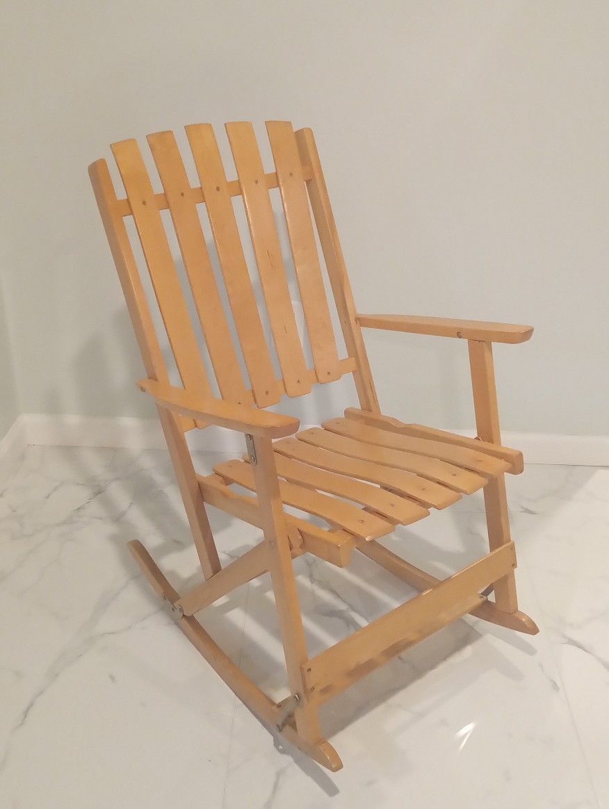 
Canadian Vintage Maple Folding Slat Rocking Chair

