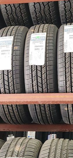4 Kumho Solus TA51a 225/65 R17 Tire