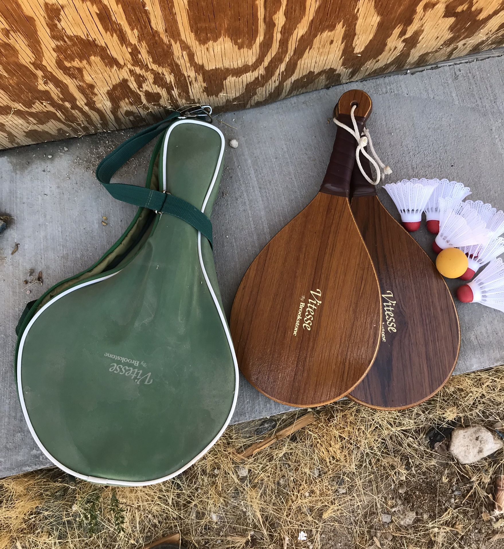 Vitesse vintage wood paddles