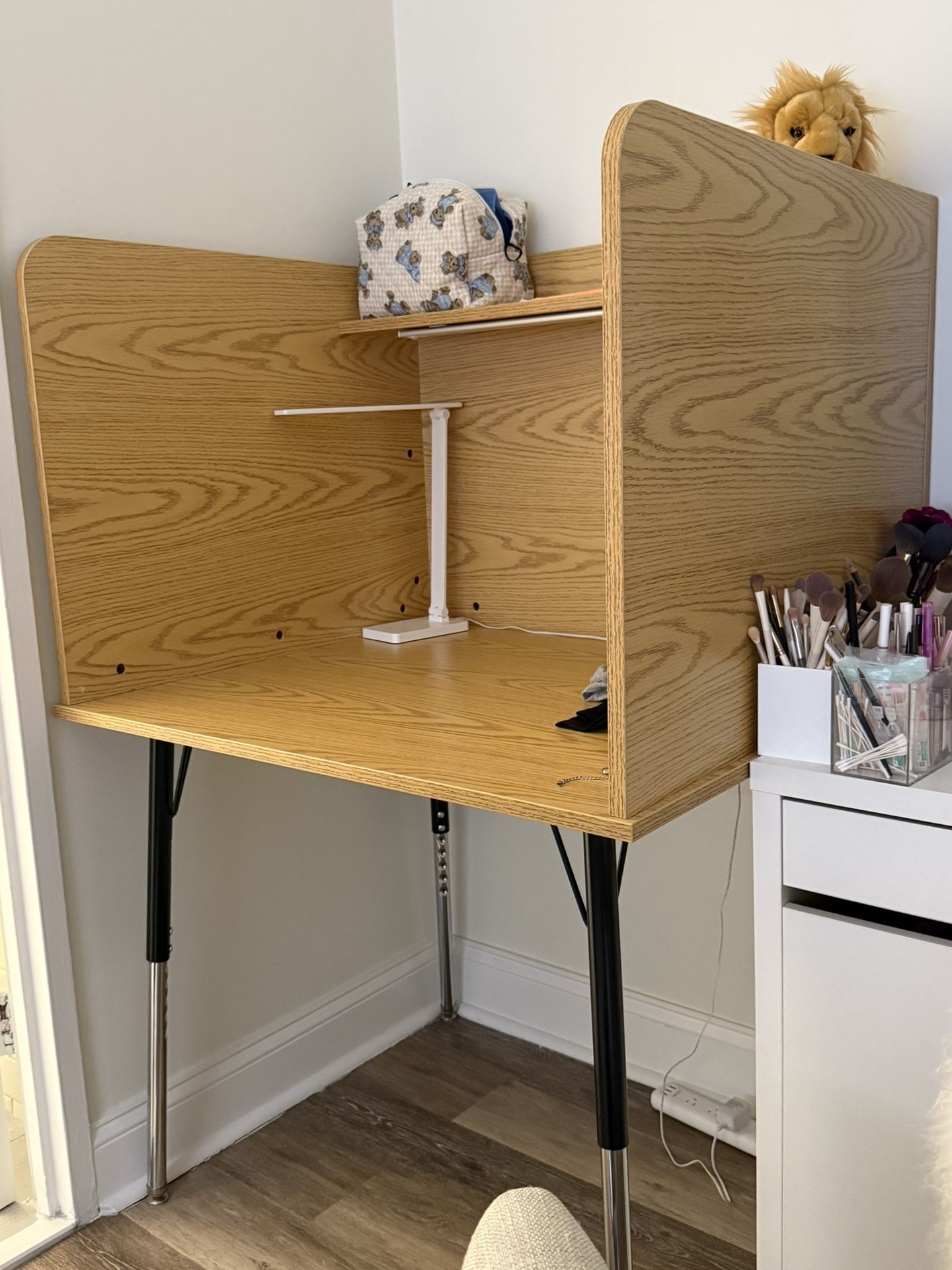 Never Used - Study Desk + Lamp