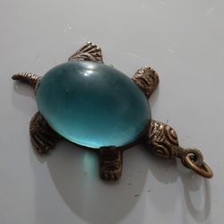 Tiny VINTAGE CABACHON TURTLE CHARM
