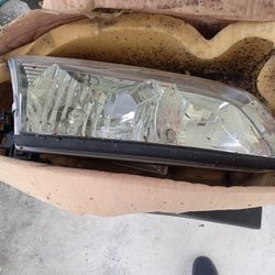Toyota Camry Headlights    NEW...