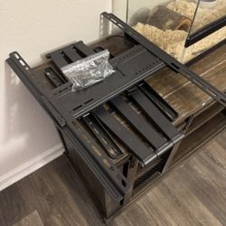 Full Motion TV Mount