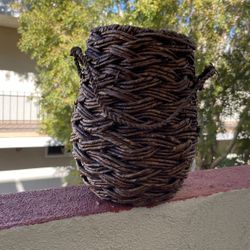 Wicker 6” Plant Pot. 