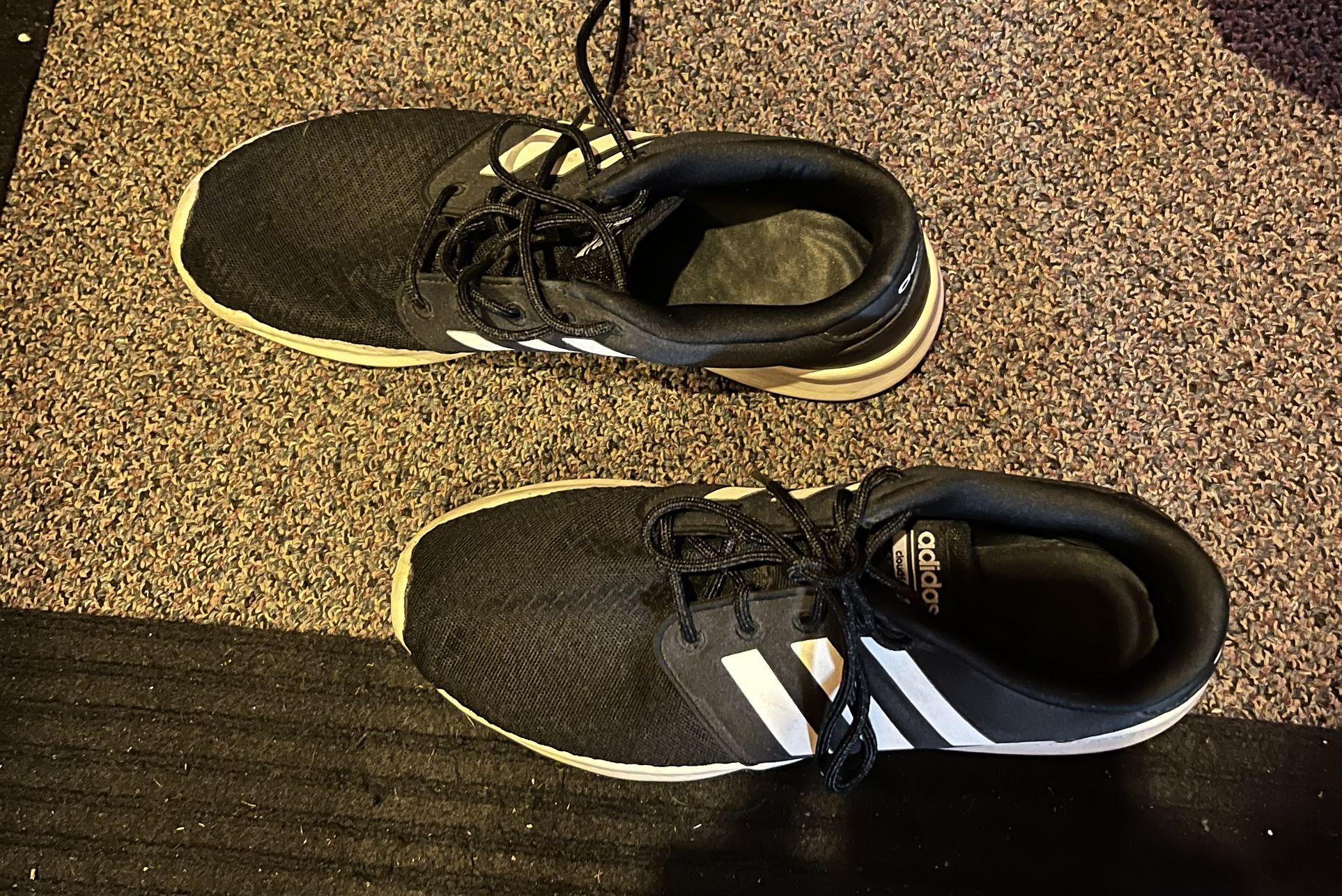 Women Adidas Size 9.5 