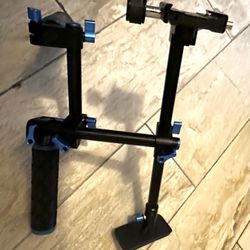 CAMERA STABILIZER