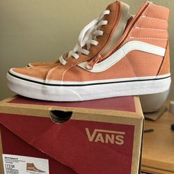 Sk8-Hi Top Vans - Women’s 7.5