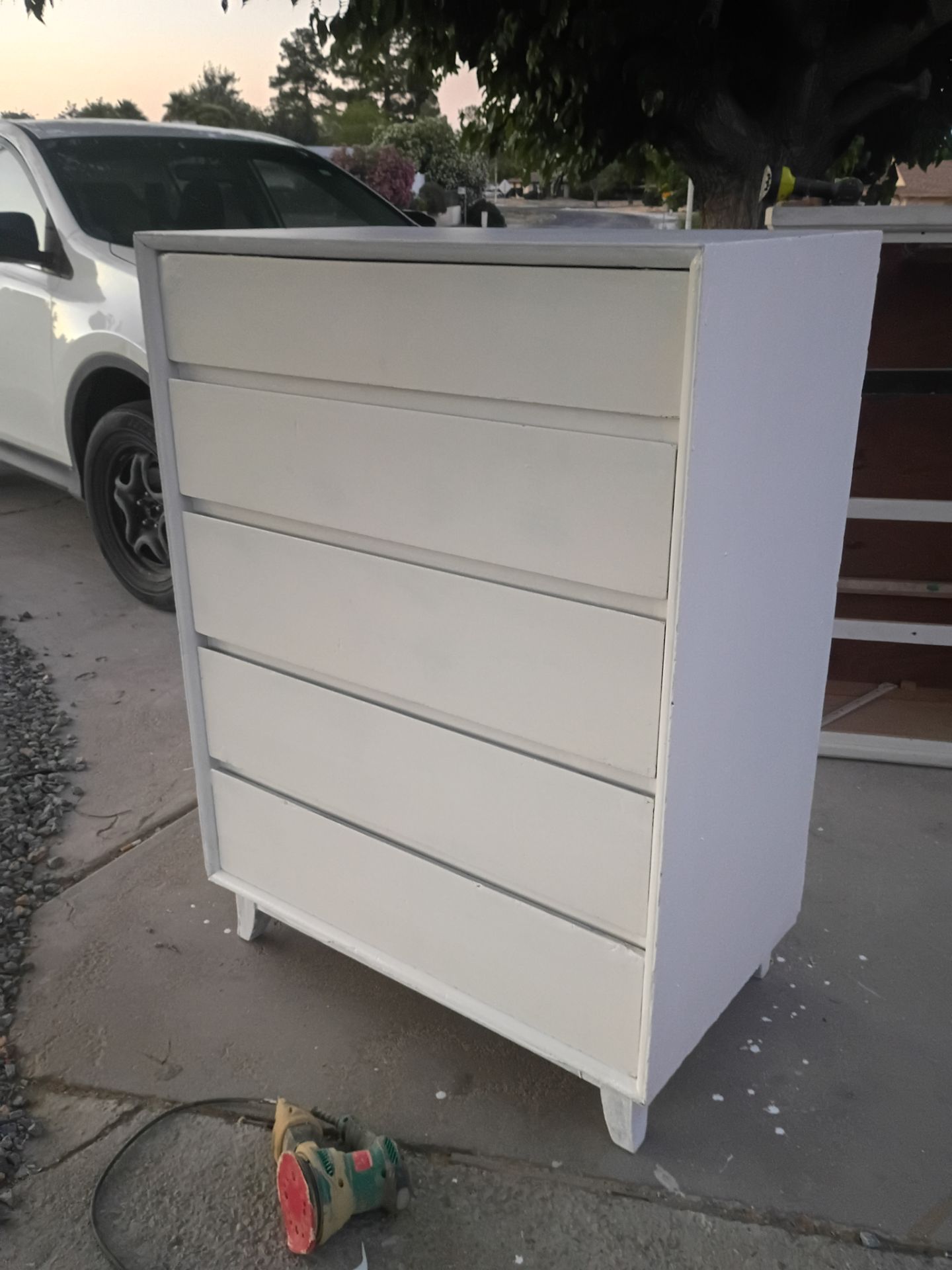 White dresser 75