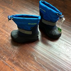 Brand New! Columbia Kids Boots Size 9 $30