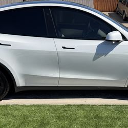 2022 Tesla Y With 3rd Row Seating