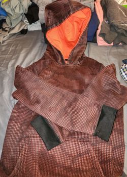 BOYS HOODED SWEATSHIRT