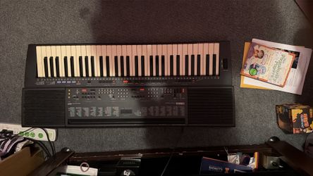 Yamaha Piano Keyboard
