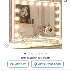 Hollywood Makeup Mirror