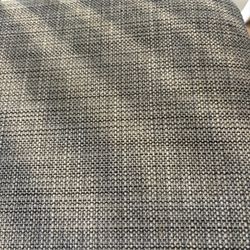 Dining Table + 4 Chairs 