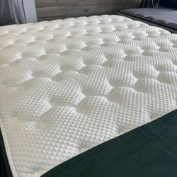 Luxury Mattress $10 can take one home