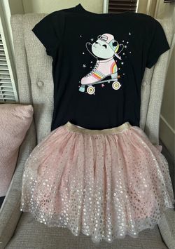 Cat & Jack shirt with Zunie sparkly skirt set for girls. Size 7/8