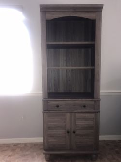 Solid Wood Hutch