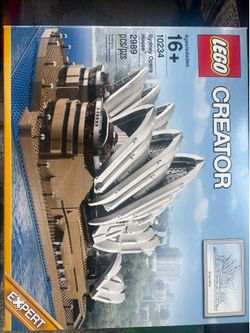 NEW LEGO Sydney Opera House (10234) - Retired