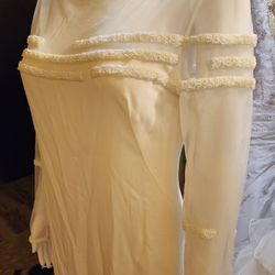 Wedding Dresses  Size ..46...